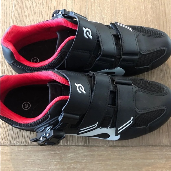 peloton shoes run small